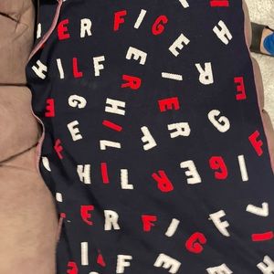 Tommy Hilfiger scarf